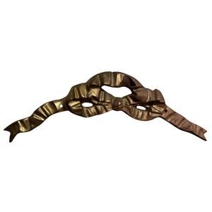 Vintage Brass Gold Wall Hanging Ribbon Bow Accent Over Doorway Art Home Decor